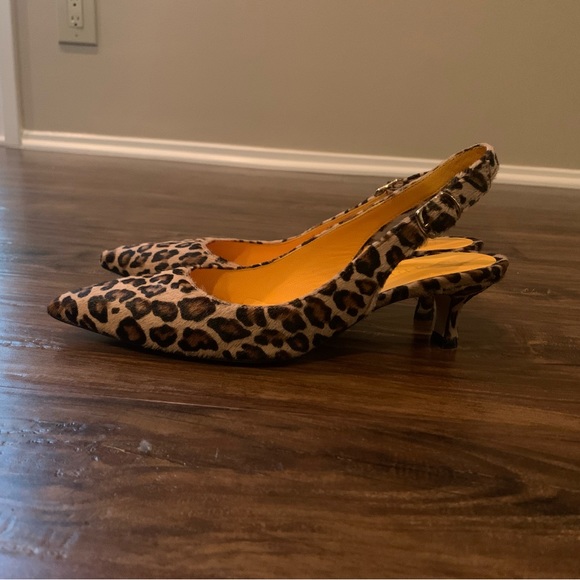 Leopard print slingback heel. - Picture 3 of 6